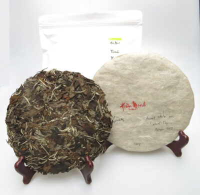 Youth White Tea Spring ( 360gr pressed cake )